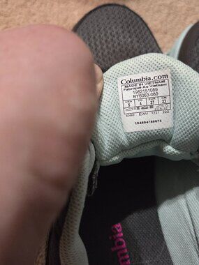 Columbia girl sneaker hiking